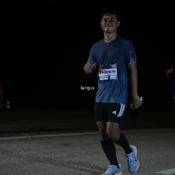 Runner Photo 7589160