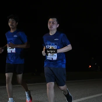 Runner Photo 7589163