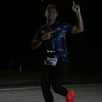 Runner Photo 7589182