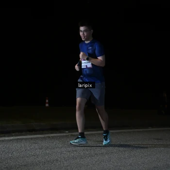 Runner Photo 7589193