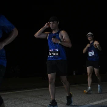 Runner Photo 7589213