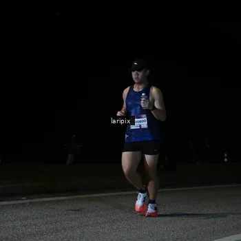 Runner Photo 7589228