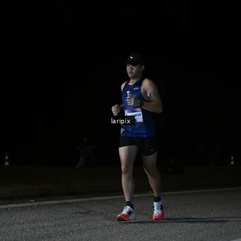 Runner Photo 7589229