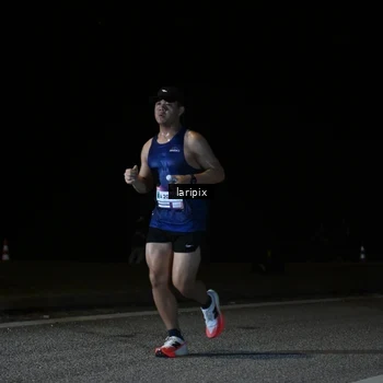 Runner Photo 7589231
