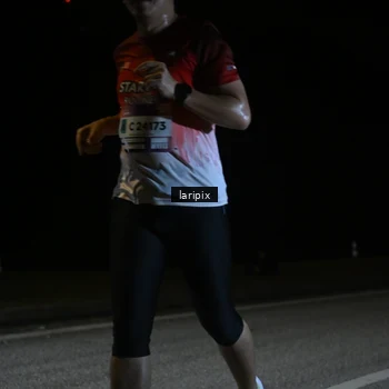 Runner Photo 7589285