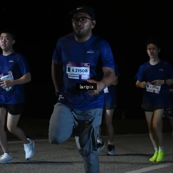 Runner Photo 7589292