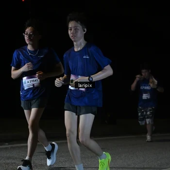 Runner Photo 7589302