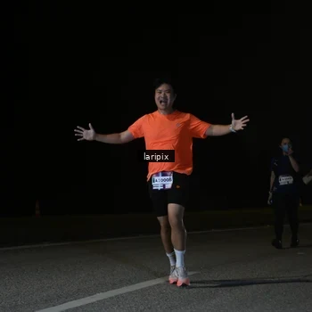 Runner Photo 7589347