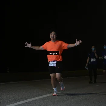 Runner Photo 7589350