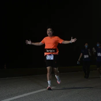 Runner Photo 7589356