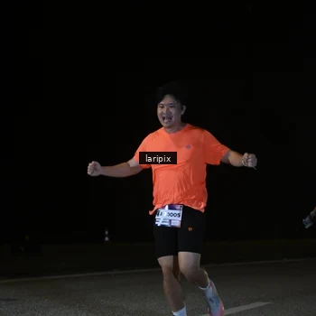 Runner Photo 7589357