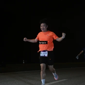 Runner Photo 7589364