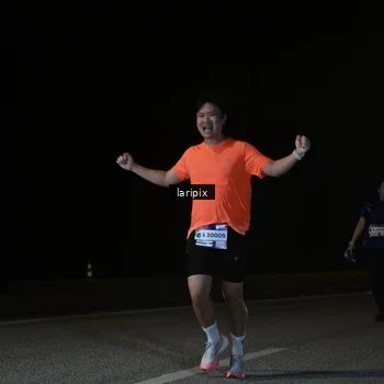 Runner Photo 7589366