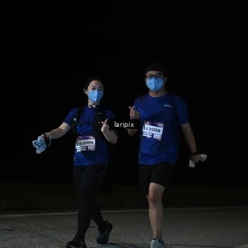 Runner Photo 7589375