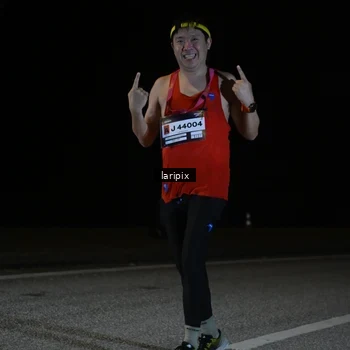 Runner Photo 7589384
