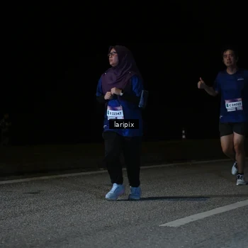 Runner Photo 7589393