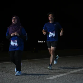 Runner Photo 7589395