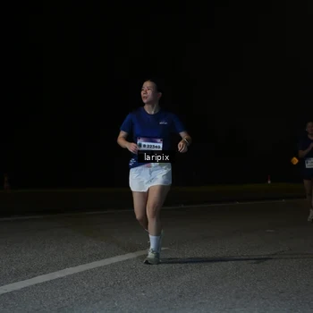 Runner Photo 7589398