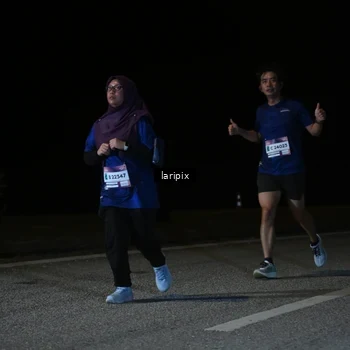 Runner Photo 7589402