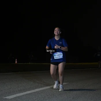 Runner Photo 7589419