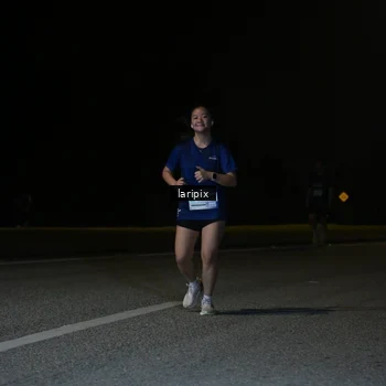 Runner Photo 7589422