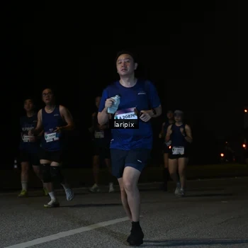 Runner Photo 7589431