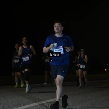 Runner Photo 7589432
