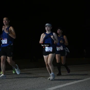 Runner Photo 7589436