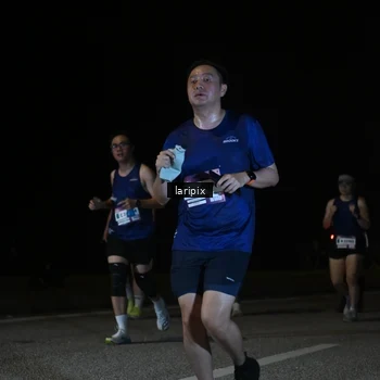 Runner Photo 7589439