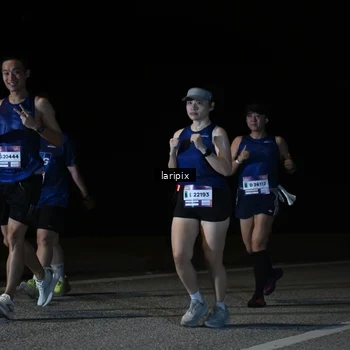 Runner Photo 7589451