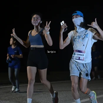 Runner Photo 7589475