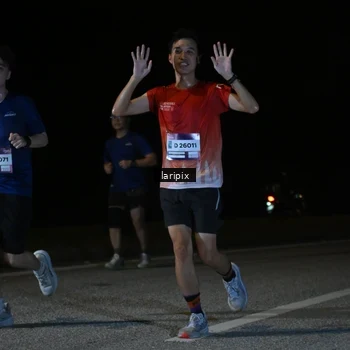Runner Photo 7589491