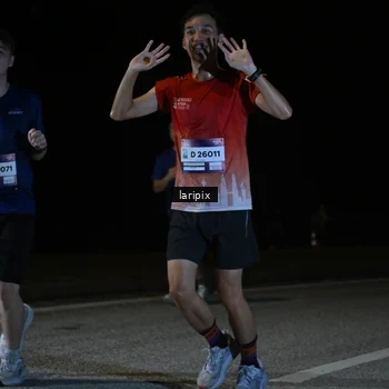 Runner Photo 7589492