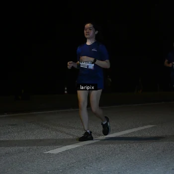 Runner Photo 7589498