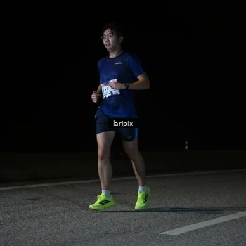 Runner Photo 7589511