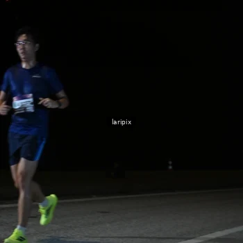 Runner Photo 7589512