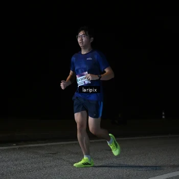 Runner Photo 7589513