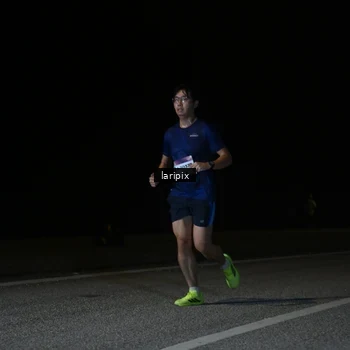 Runner Photo 7589516