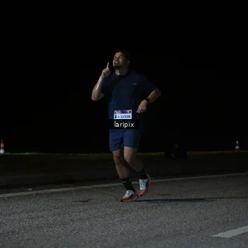 Runner Photo 7589537
