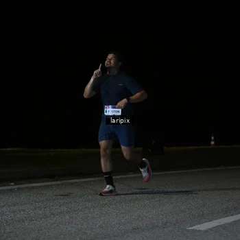 Runner Photo 7589540