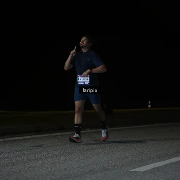 Runner Photo 7589542