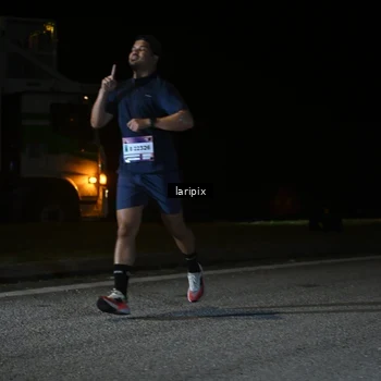 Runner Photo 7589543