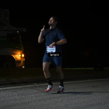 Runner Photo 7589544