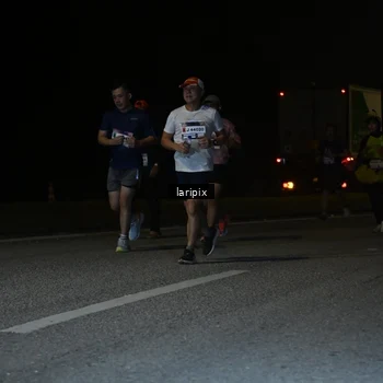 Runner Photo 7589545