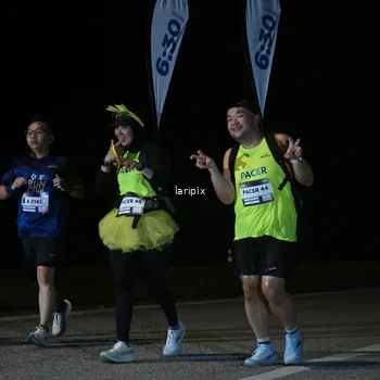 Runner Photo 7589563