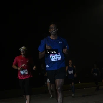 Runner Photo 7589607