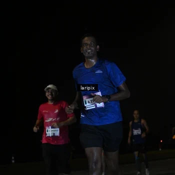 Runner Photo 7589613