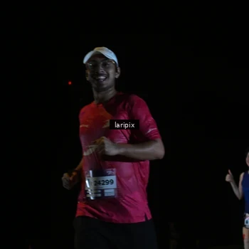 Runner Photo 7589616