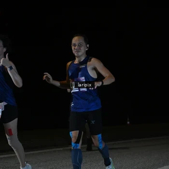 Runner Photo 7589625
