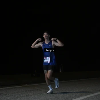Runner Photo 7589636